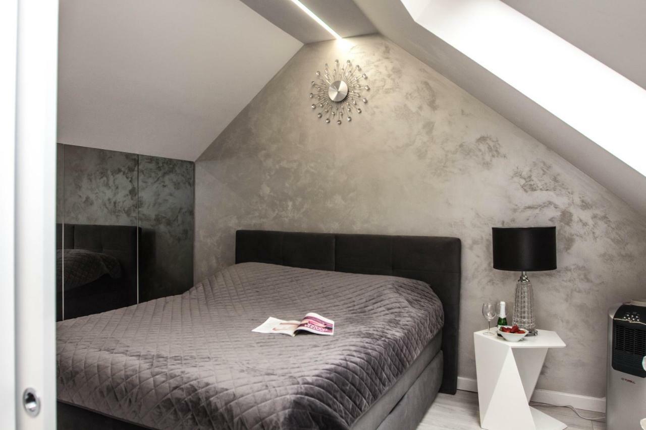 Apartament Mnw Varsavia Esterno foto