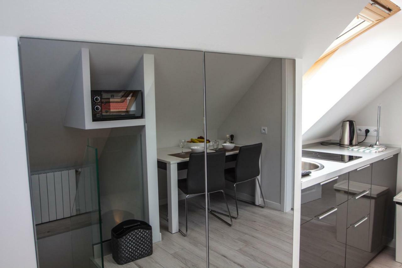 Apartament Mnw Varsavia Esterno foto